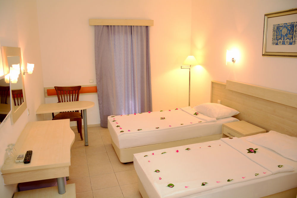 Natur Garden Hotel Bitez Bagian luar foto
